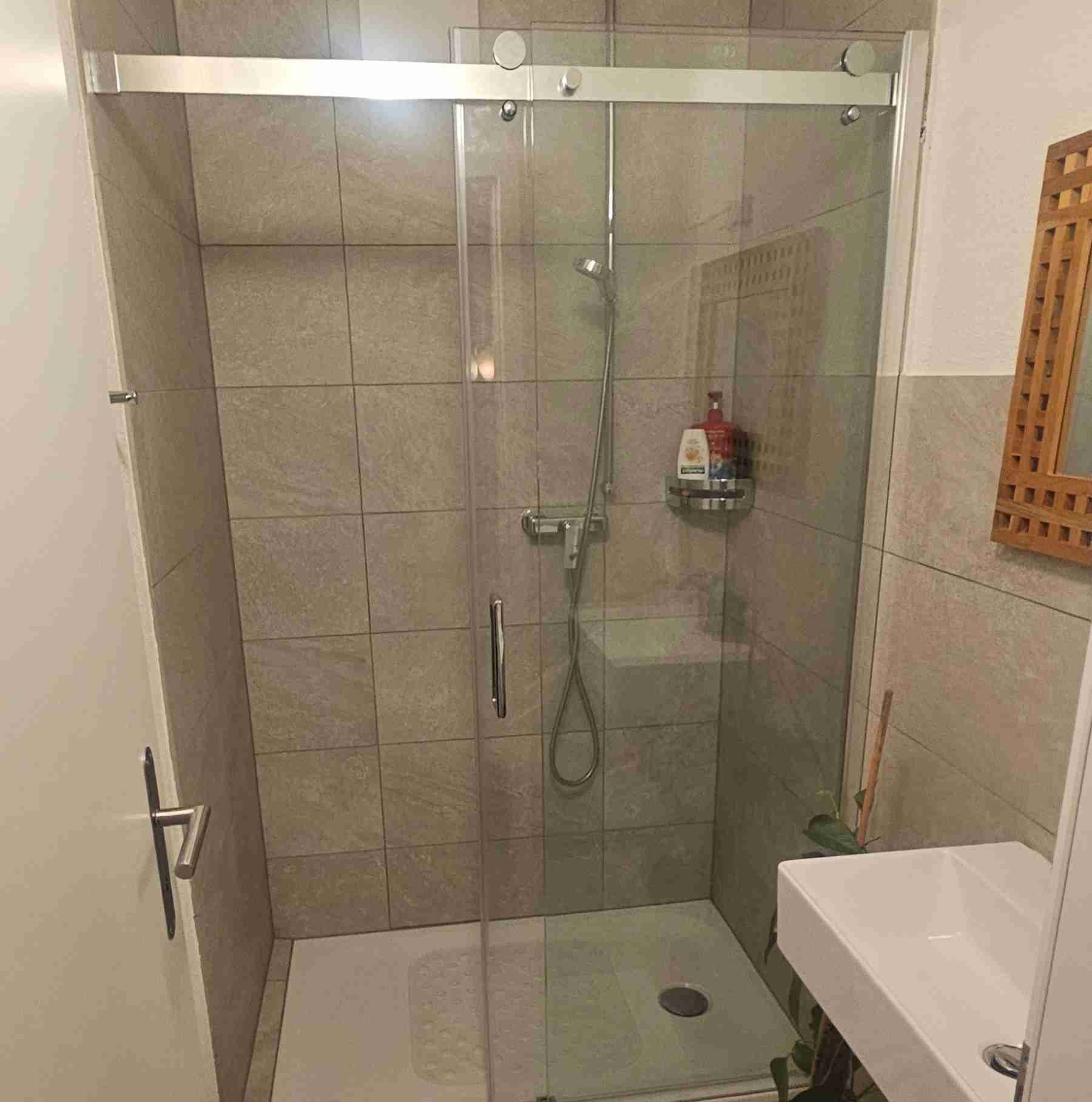 Dusche ThanTawan Thai Massage und Paarassage Basel
