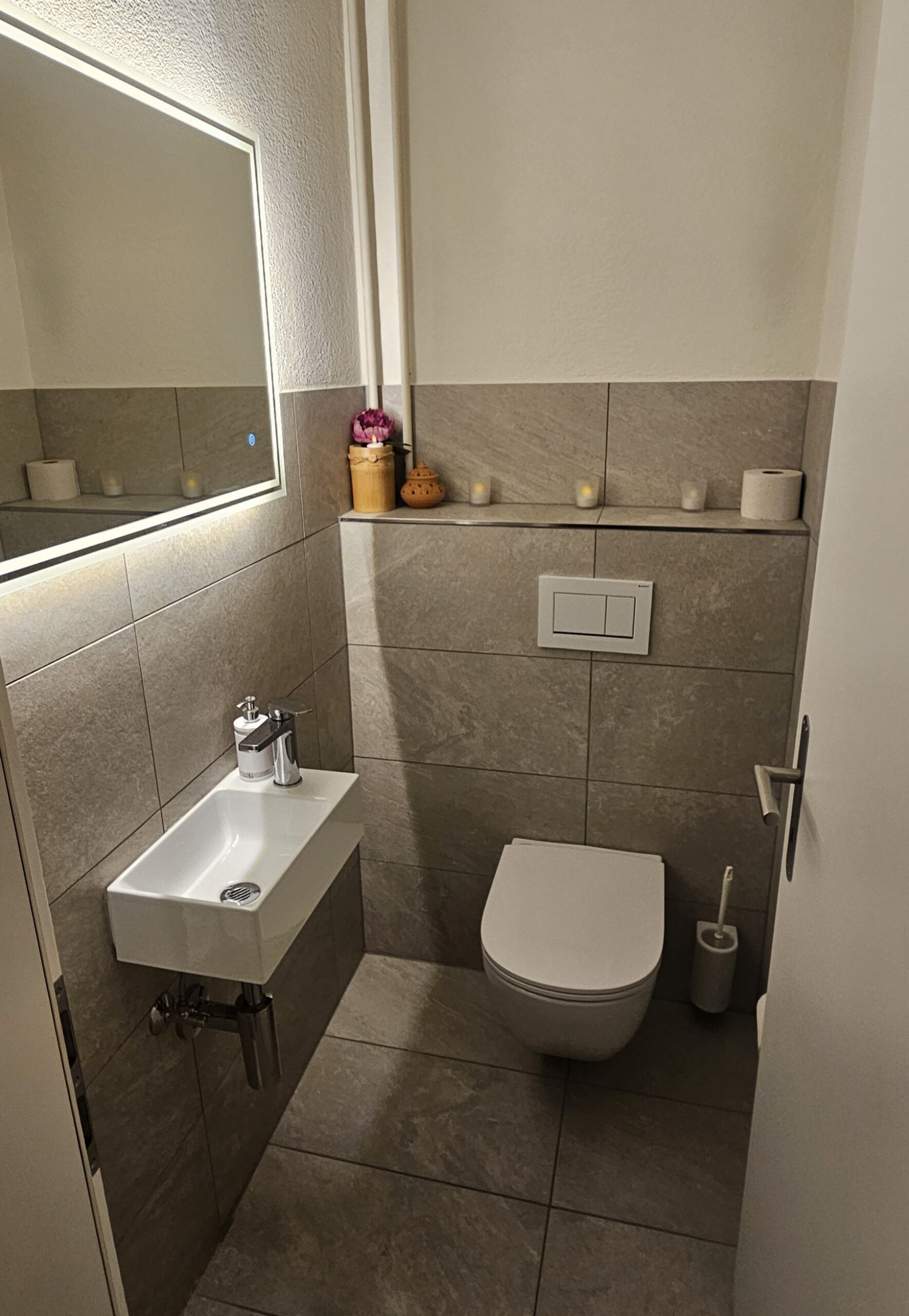 Toilette-ThanTawan-Thai-Massage-und-Parrmassage-Basel